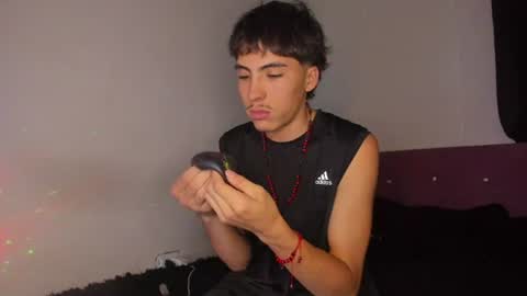 heellboy_ online show from July 27, 10:39 pm