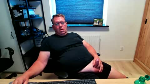 henrikrp1971 online show from July 2, 12:33 pm