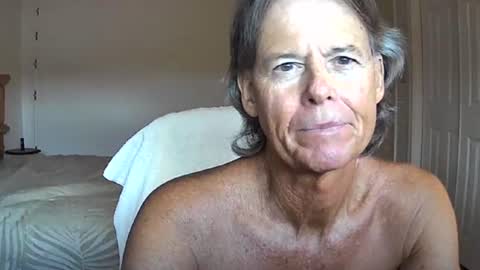 hewes1 online show from July 24, 12:01 pm
