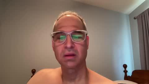 honey_man14 online show from June 17, 3:36 pm