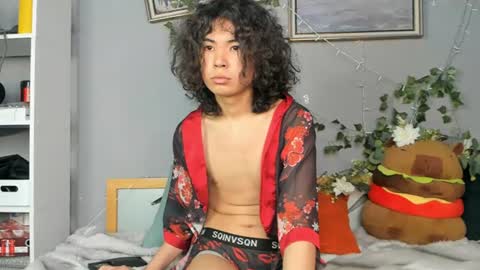 hyper_muse online show from June 14, 6:04 am