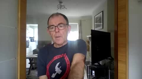 inthemood63 online show from June 9, 4:09 pm