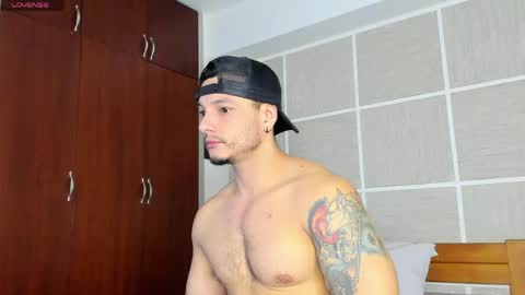 Isaac Surez online show from June 5, 12:00 pm