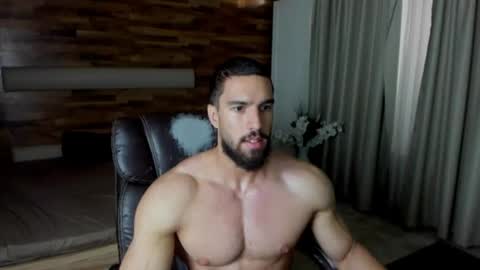 IvanHydee online show from July 17, 4:41 am