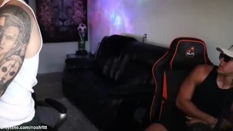 Jake and Noah online show from August 8, 3:13 am