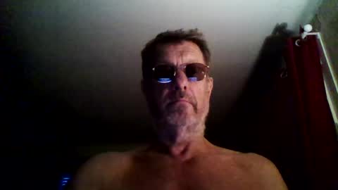 jerflor online show from July 18, 4:12 pm