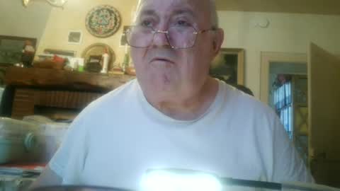 guy online show from July 11, 1:46 pm