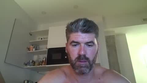 joaquinix123 online show from July 22, 11:41 pm
