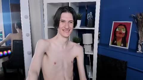 john__strong online show from July 11, 3:58 pm