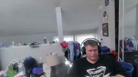 johnfernandez784 online show from June 16, 2:19 pm