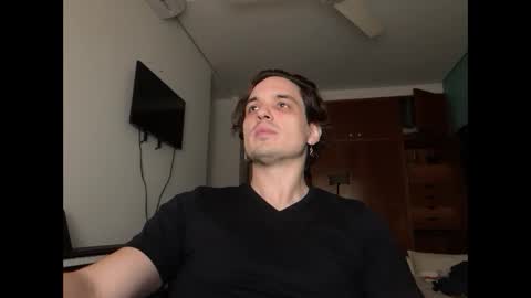 Johnny online show from June 8, 6:53 pm