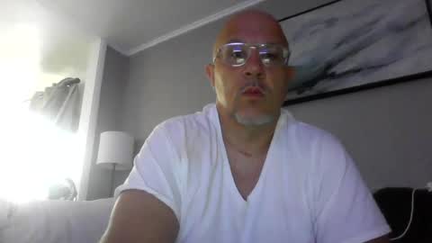 jr1871 online show from July 23, 11:18 am