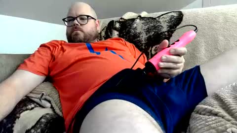 MidsizeBiGuy online show from June 28, 8:37 pm
