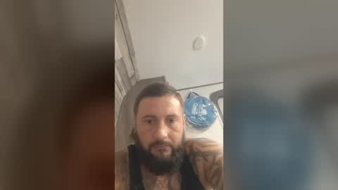 kdnrhino1220 online show from July 12, 9:28 pm