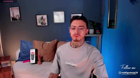 keneth_collins online show from May 24, 12:33 pm