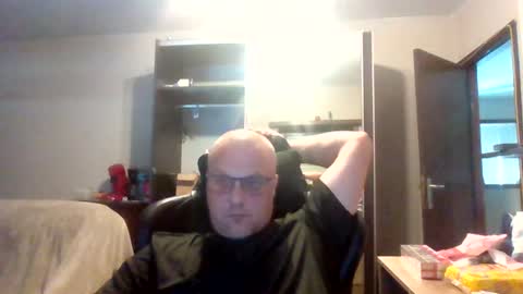 kevintje031987 online show from August 3, 12:44 pm