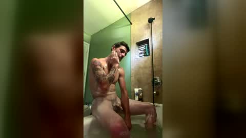 kinneymichael1996 online show from August 4, 5:06 pm