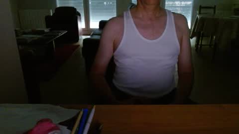 kisslog1 online show from August 8, 10:00 am