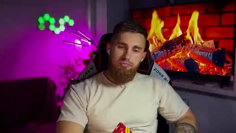 Sweet boy online show from June 24, 10:23 pm