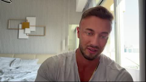Leon online show from July 12, 12:51 pm