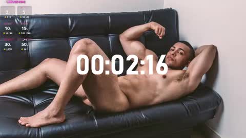 loganmartinx online show from June 25, 11:19 pm