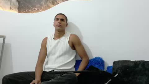 lucas021_ online show from June 25, 11:04 am