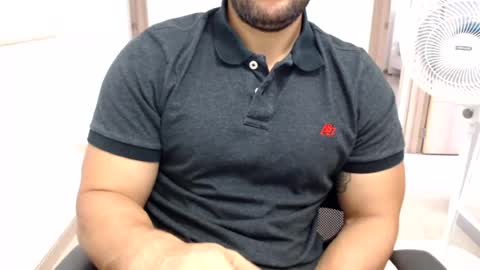 Luke Logan online show from August 6, 8:15 pm