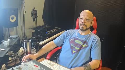 maddox840 online show from June 8, 1:28 am