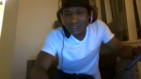 Mightymandingo online show from June 10, 2:13 am