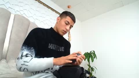 Mr Porn  online show from June 15, 8:17 am