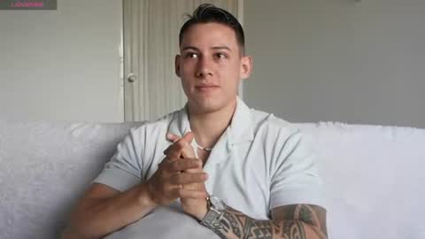 muscle_king_cum online show from July 13, 1:35 pm