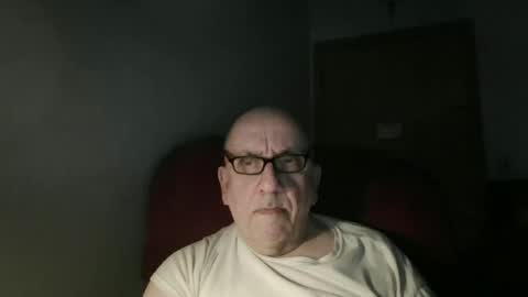 Tom online show from June 25, 2:03 am