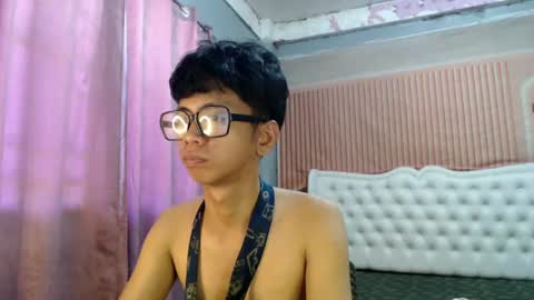 Ethan online show from July 27, 5:03 am