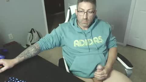 newevo online show from May 19, 2:40 am