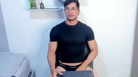 Im Nolan  online show from July 9, 1:32 am
