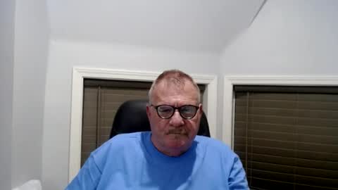 oldguybigd online show from July 10, 5:44 am