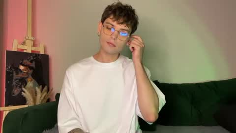oliverlawrence online show from July 3, 7:07 pm