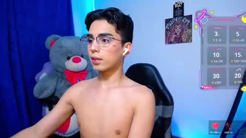Owen  Independent model  online show from June 18, 6:26 am
