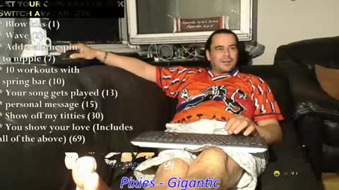 Chris online show from June 2, 9:38 pm