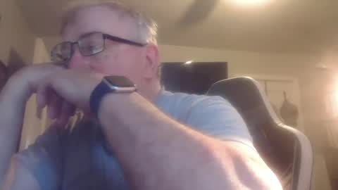 peterinohio57 online show from June 24, 12:08 pm