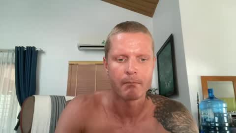 rabbit_eyes69 online show from June 29, 5:57 am
