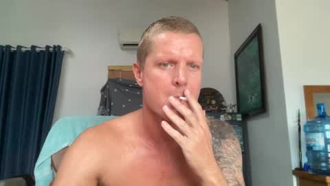 rabbit_eyes69 online show from July 7, 3:39 am