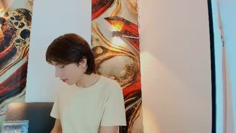 raphael_nyon1 online show from June 11, 3:59 am