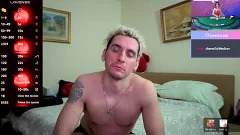 Rayzel online show from July 9, 10:35 pm
