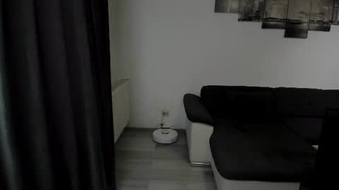 RichardDarell online show from July 3, 5:35 am