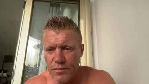 richiee3891 online show from August 1, 6:40 pm
