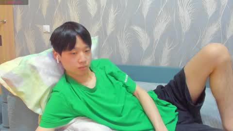 Rin online show from March 7, 6:54 pm