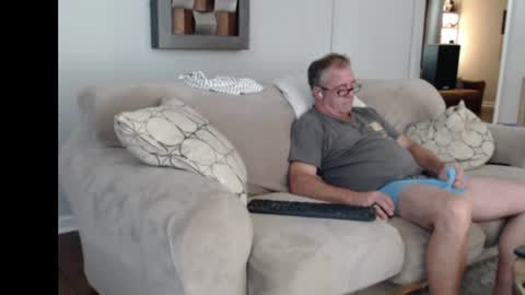 rjkelly6892 online show from July 18, 4:23 pm