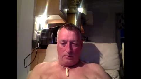 sail_naked online show from May 9, 8:21 pm