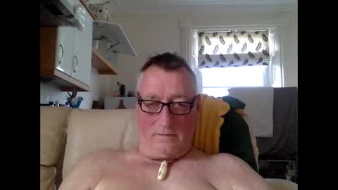 sail_naked online show from May 14, 6:17 pm